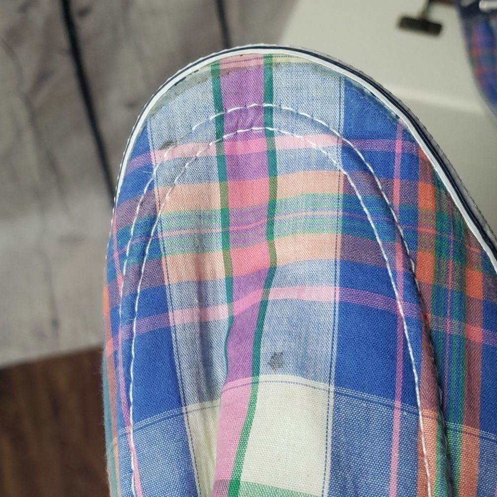 Aloha Island Shoes - Picture 3 of 6